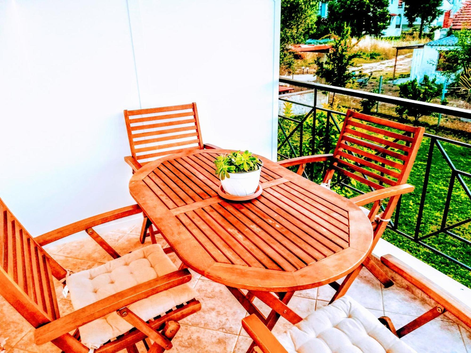 Giorgos Apartments Skala Fourkas Luaran gambar