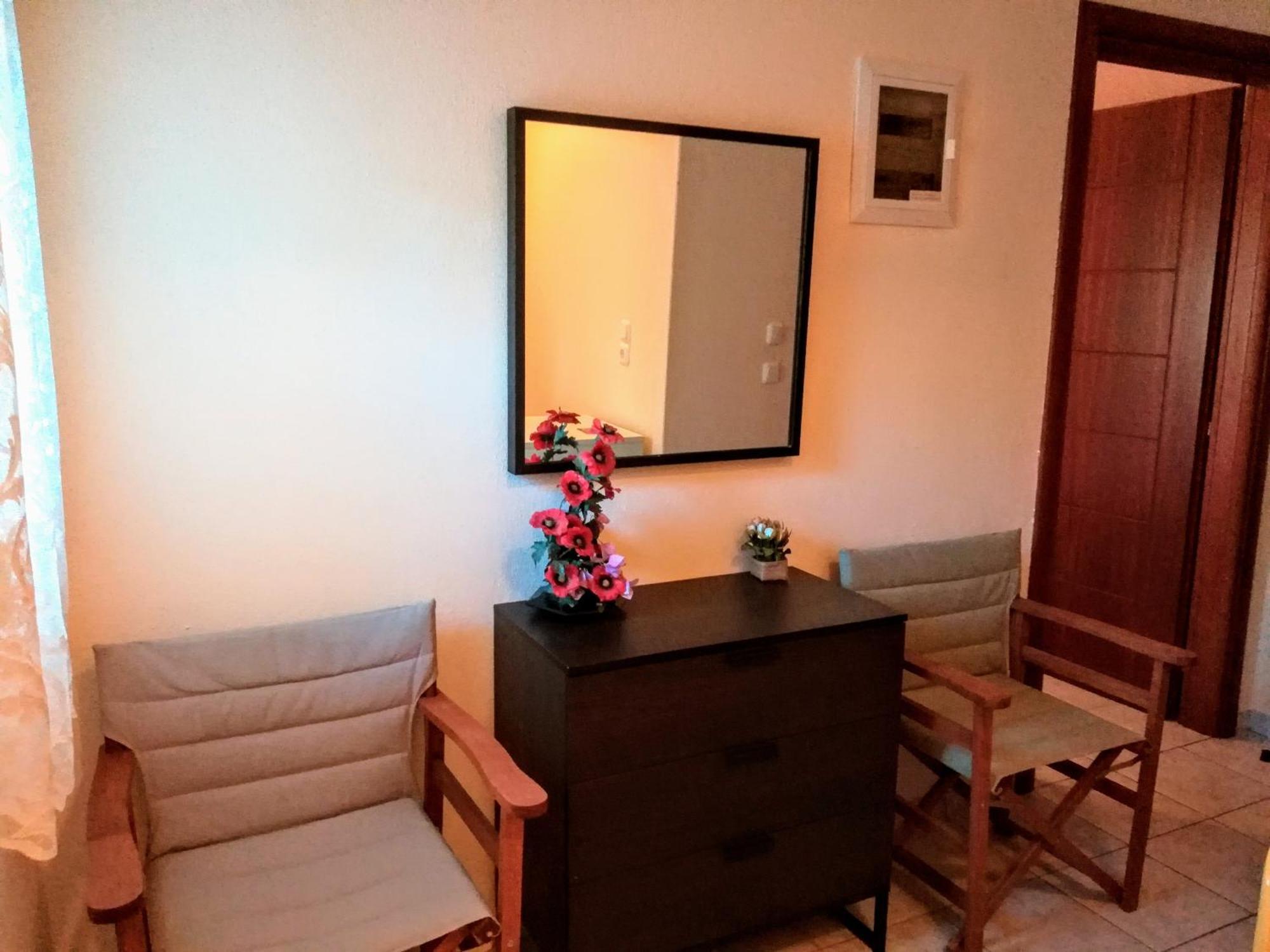 Giorgos Apartments Skala Fourkas Bilik gambar