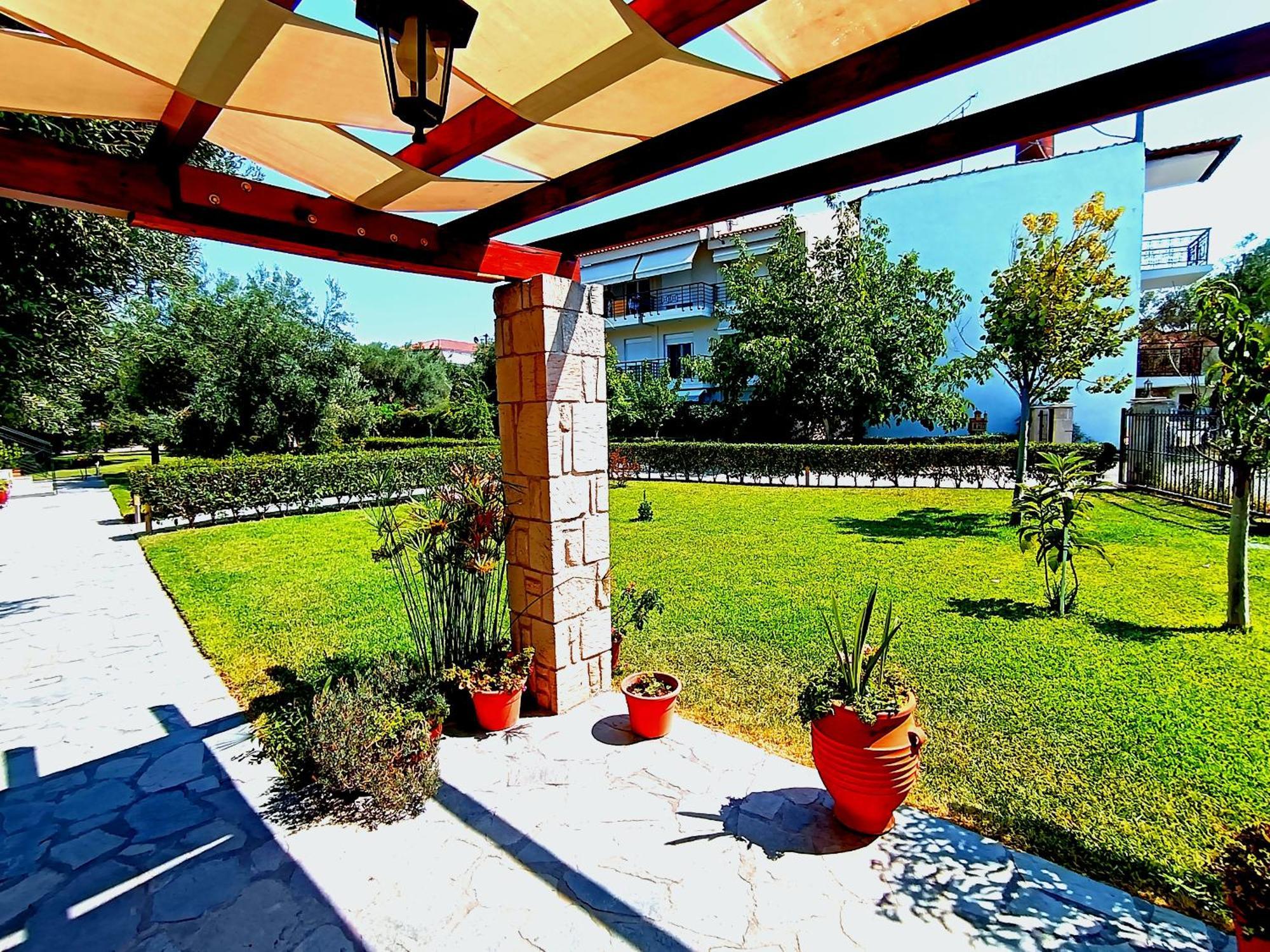 Giorgos Apartments Skala Fourkas Luaran gambar