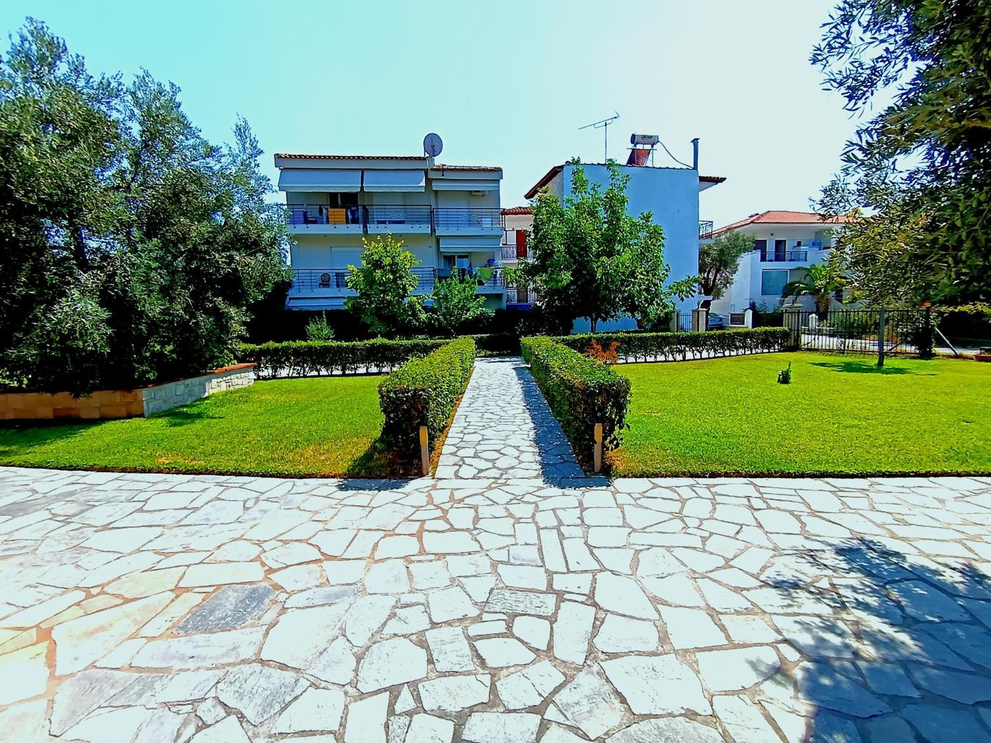 Giorgos Apartments Skala Fourkas Luaran gambar